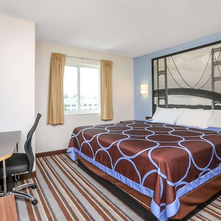 Super 8 By Wyndham Sault Ste. Marie Otel Dış mekan fotoğraf